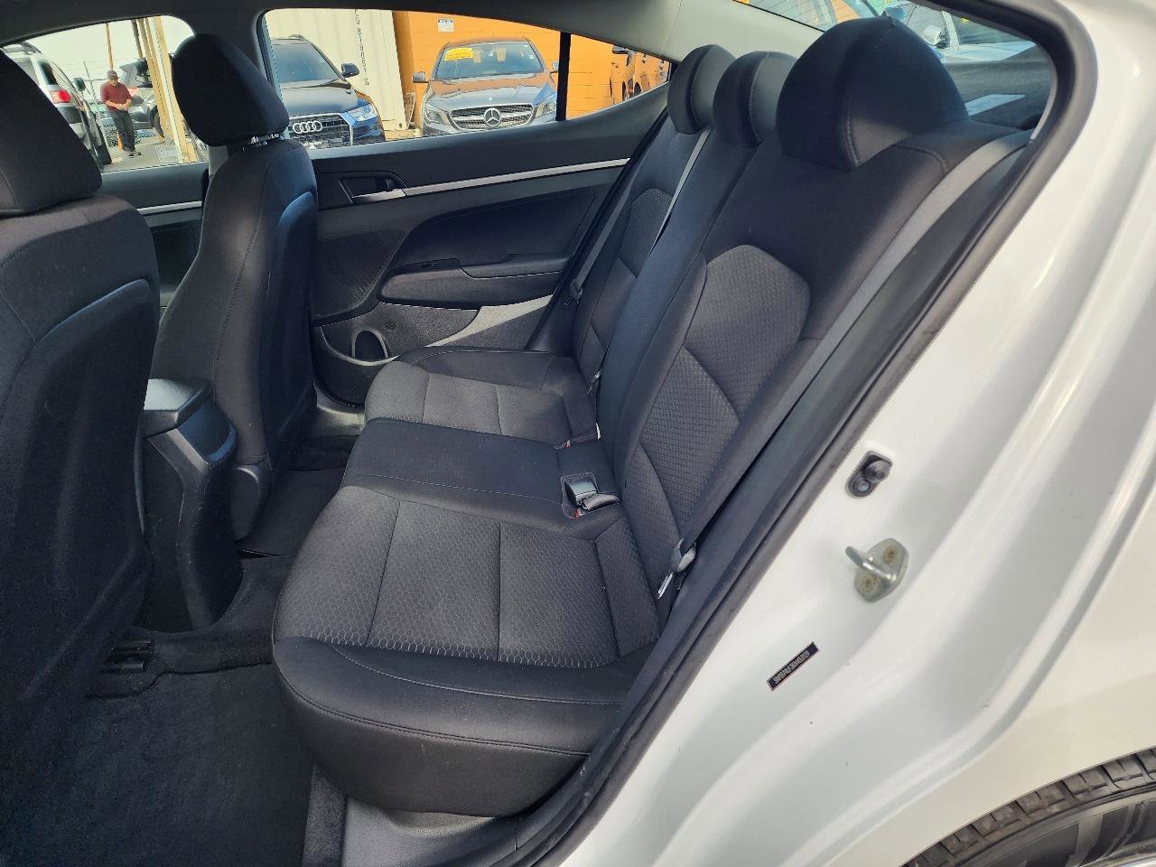 Used 2019 Hyundai Elantra SE w/ Cargo Package image 19