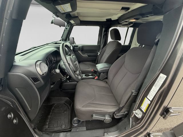 Used 2014 Jeep Wrangler Unlimited Sport w/ Connectivity Group AWD/4WD image 12