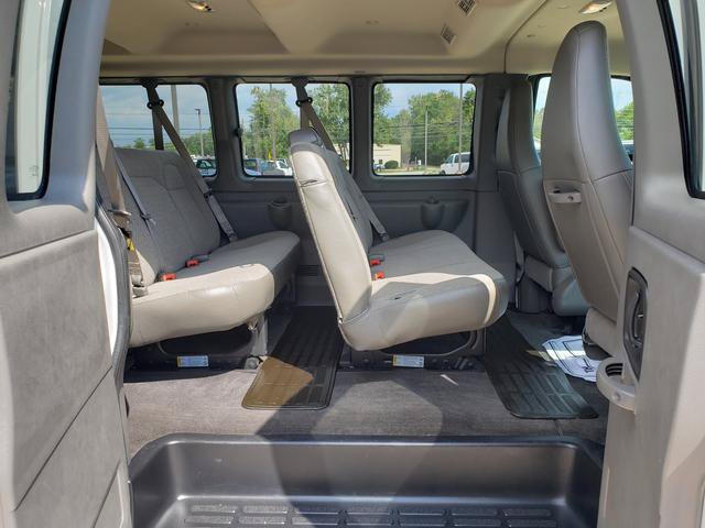 Used 2016 Chevrolet Express 3500 LT w/ LT Preferred Equipment Group RWD image 12