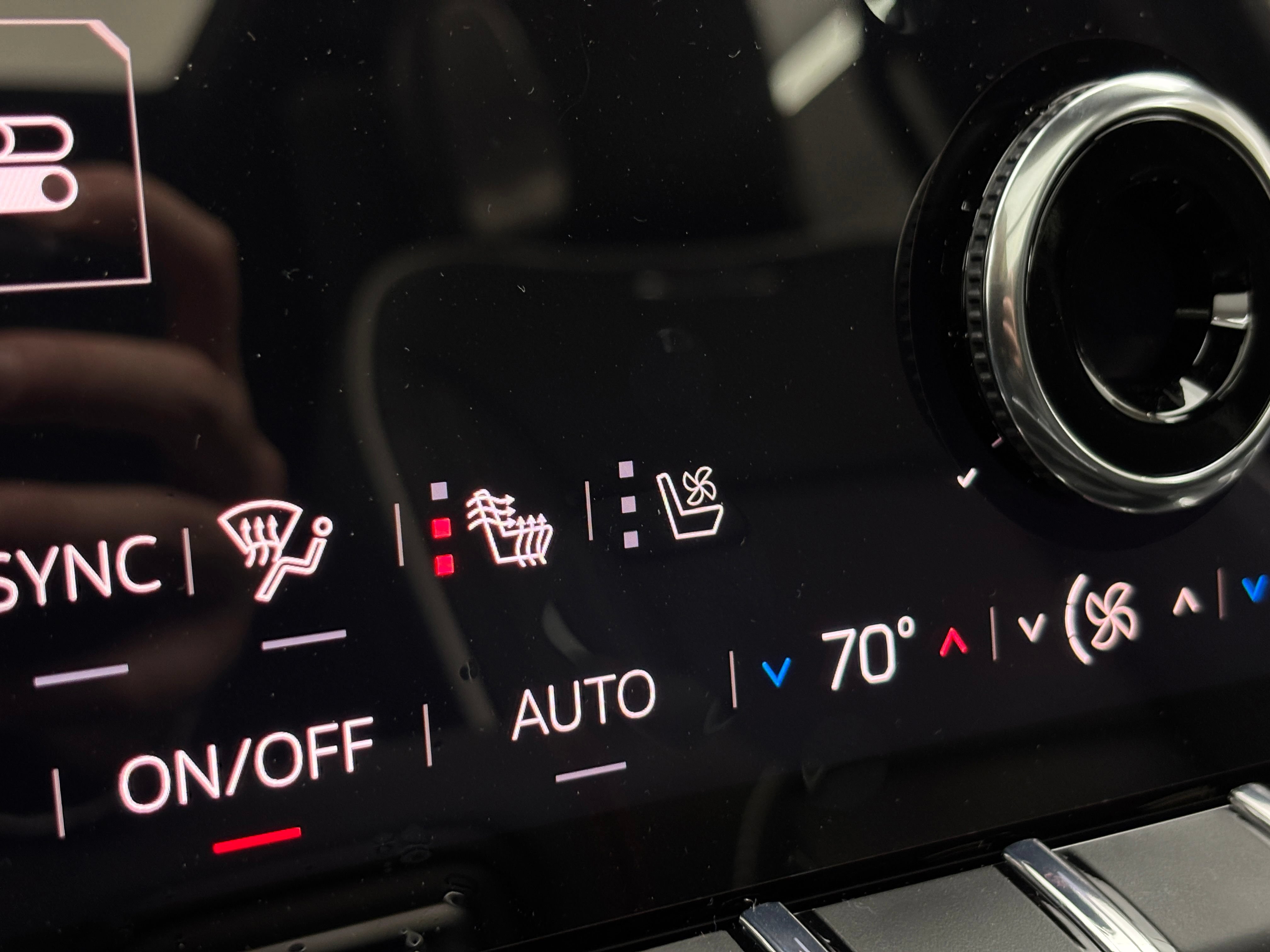 New 2026 GMC Yukon AT4 Ultimate AWD/4WD image 6