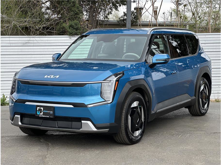 Used 2024 Kia EV9 Wind image 6