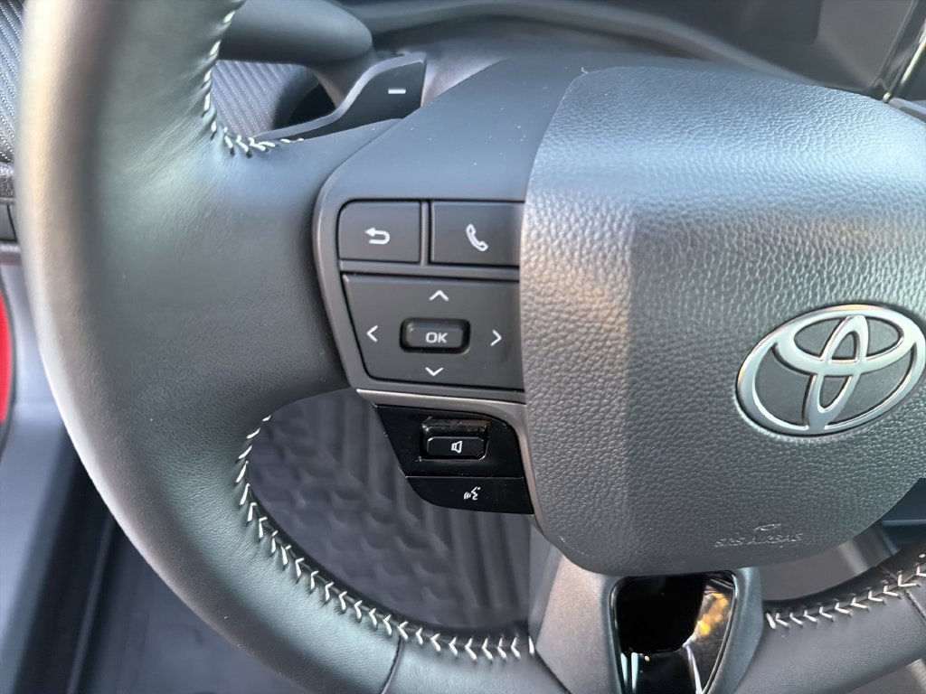 Certified 2026 Toyota Camry Hybrid w/ Multimedia Upgrade Package FWD image 17
