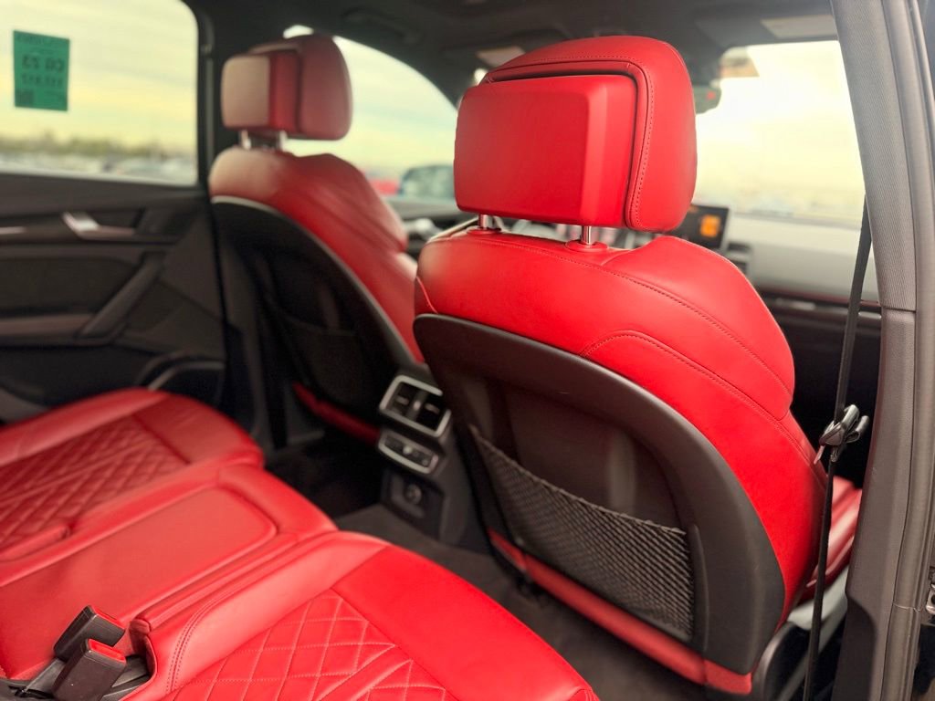 Used 2018 Audi SQ5 Prestige w/ Prestige Package image 17