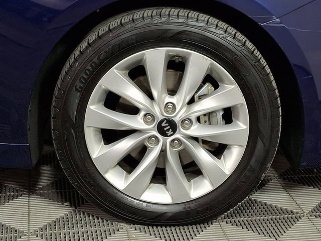 Used 2018 Kia Optima EX FWD image 11