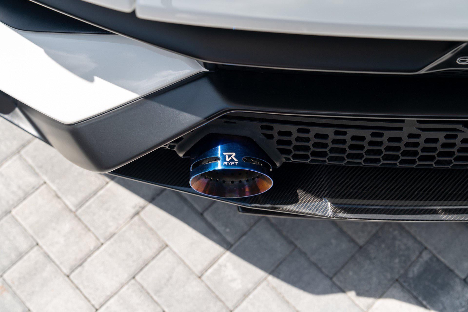 Used 2021 Lamborghini Huracan STO RWD image 57
