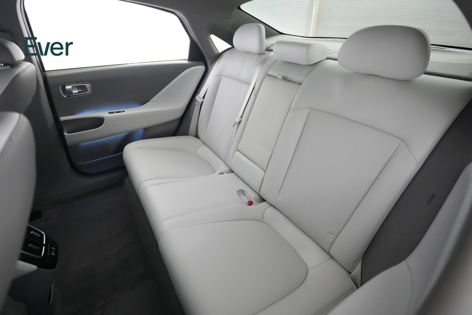 Used 2025 Hyundai Ioniq 6 SEL RWD image 24