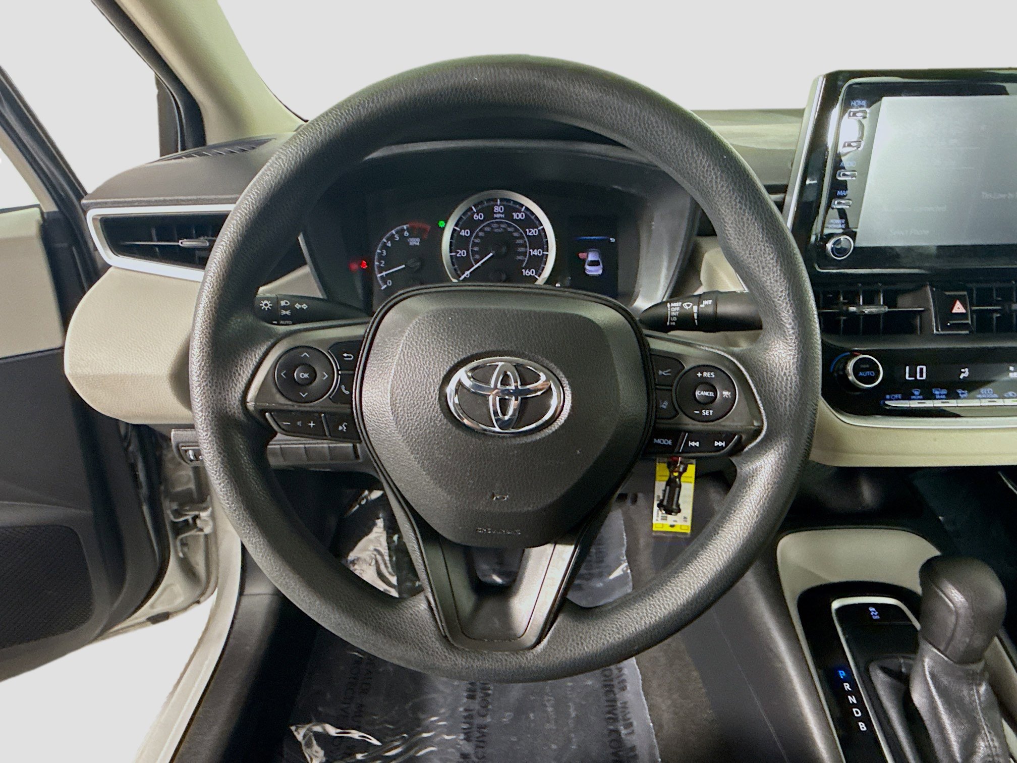 Used 2020 Toyota Corolla LE FWD image 13
