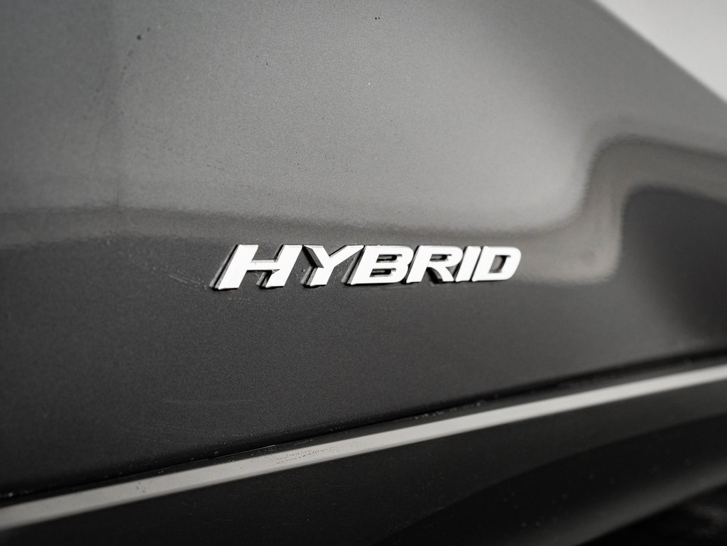 Used 2022 Lexus UX 250h w/ Premium Package image 16