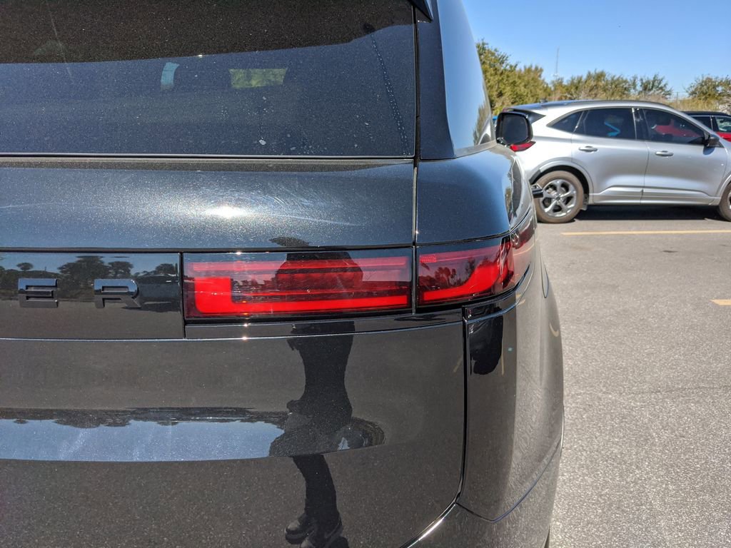 Used 2024 Land Rover Range Rover Sport Dynamic SE image 13