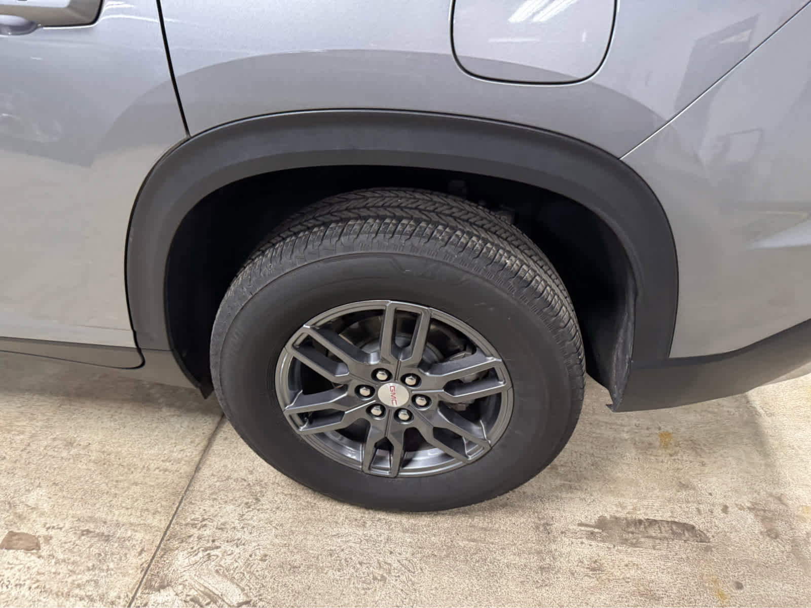 Certified 2025 GMC Acadia Elevation image 9