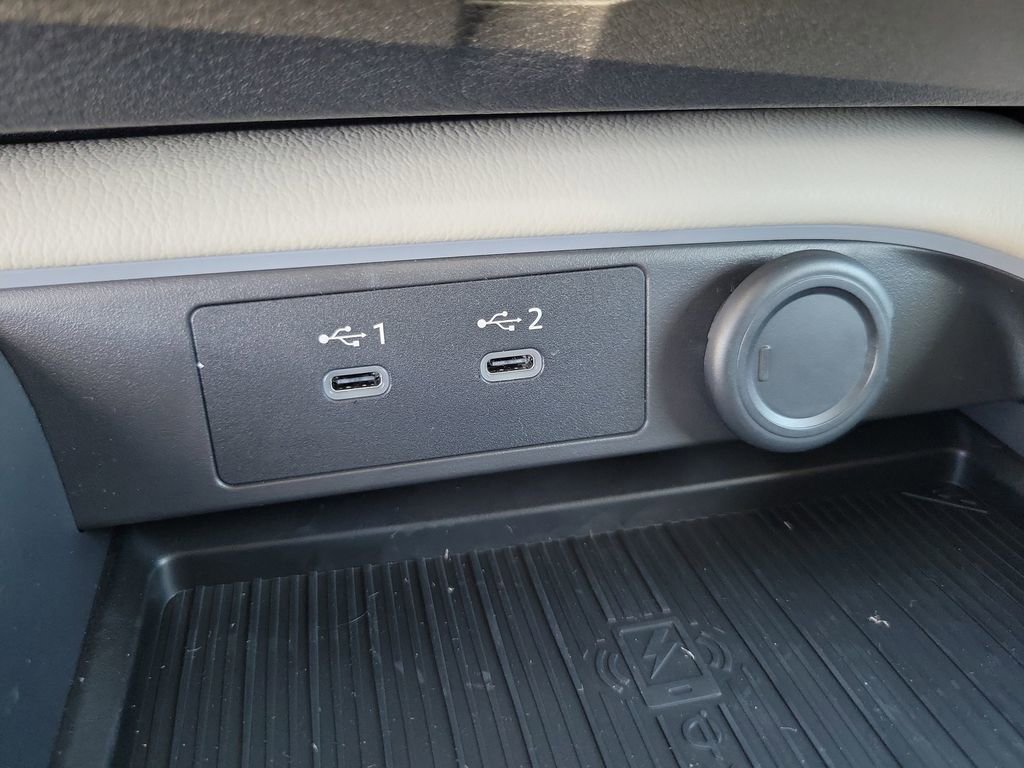 New 2026 Nissan Sentra SL w/ Floor Mat Package FWD image 16
