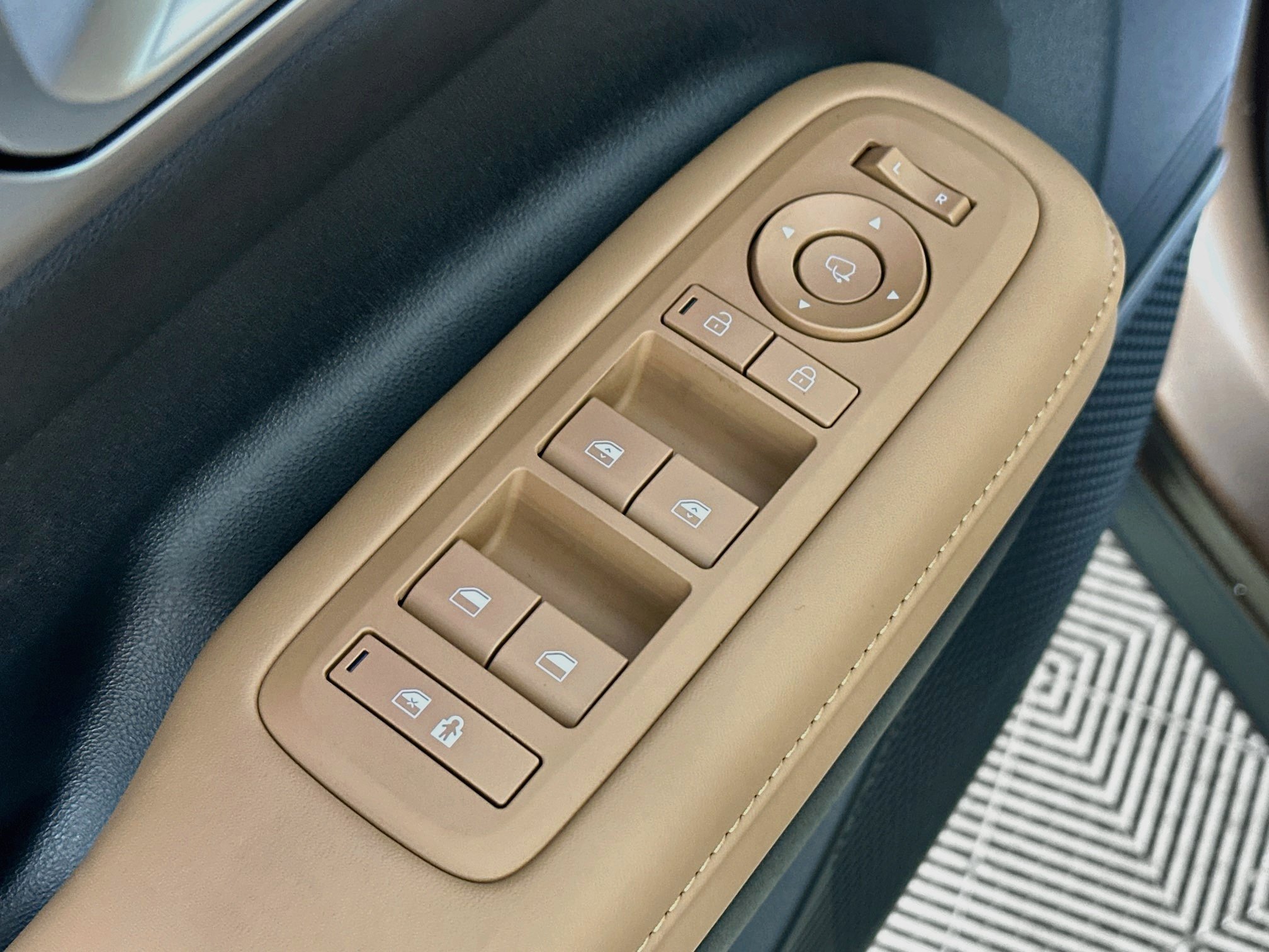 New 2027 Hyundai Santa Fe Limited AWD/4WD image 18