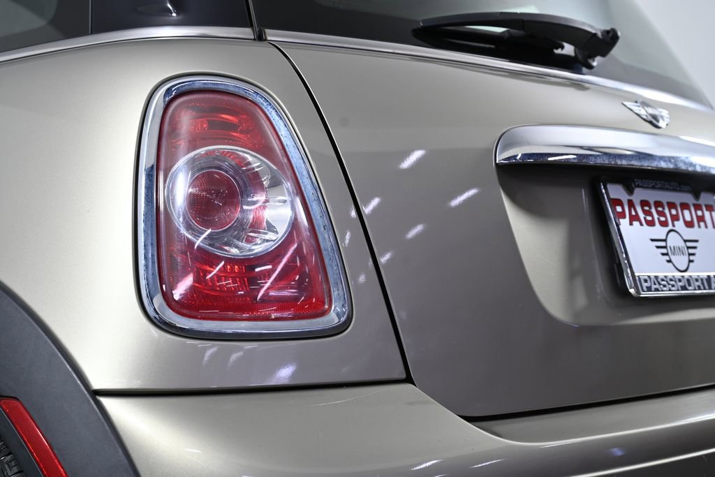 Used 2011 MINI Cooper Hardtop FWD image 7