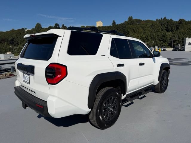 Certified 2025 Toyota 4Runner SR5 AWD/4WD image 5