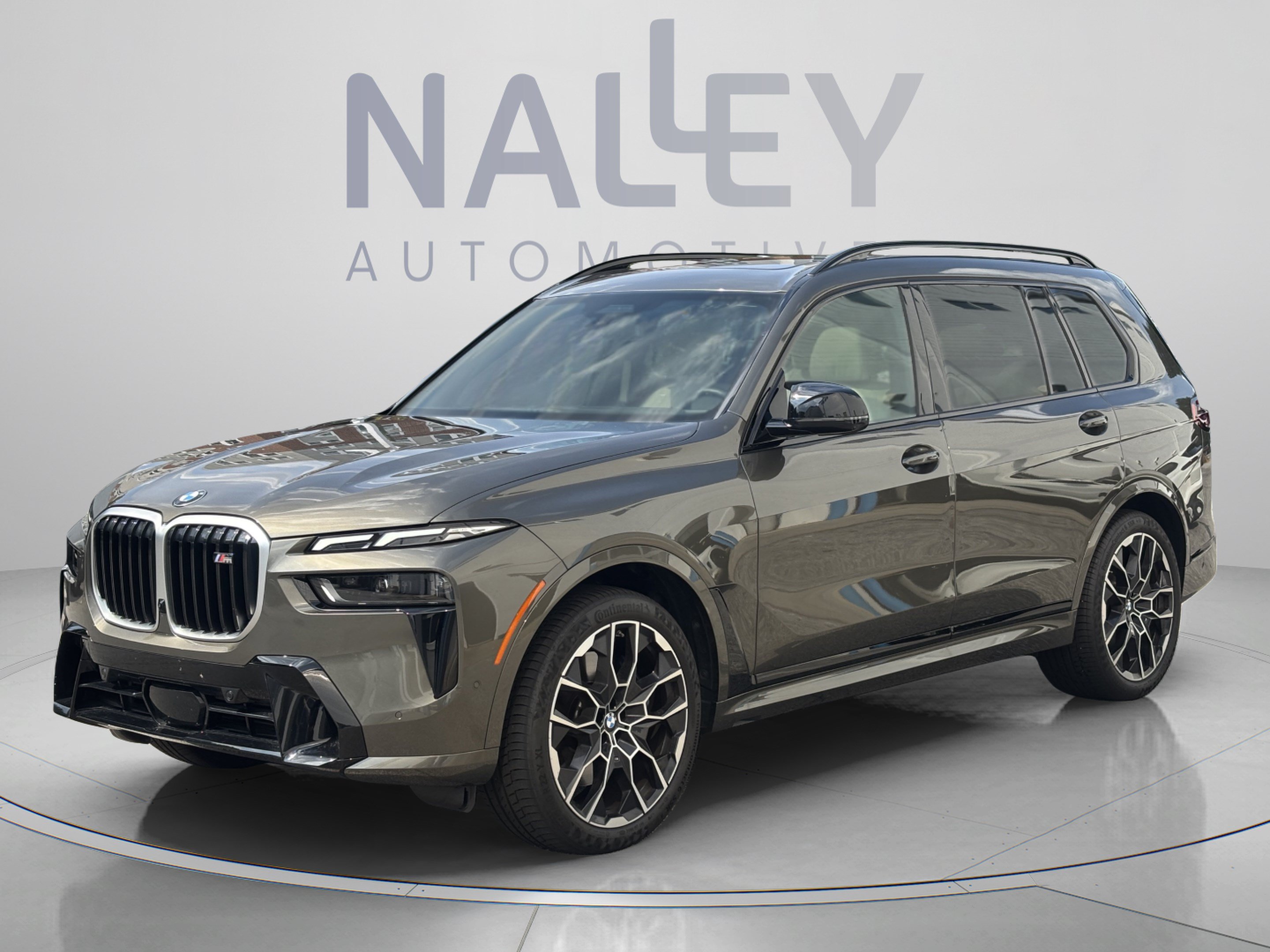 Certified 2026 BMW X7 M60i AWD/4WD image 1