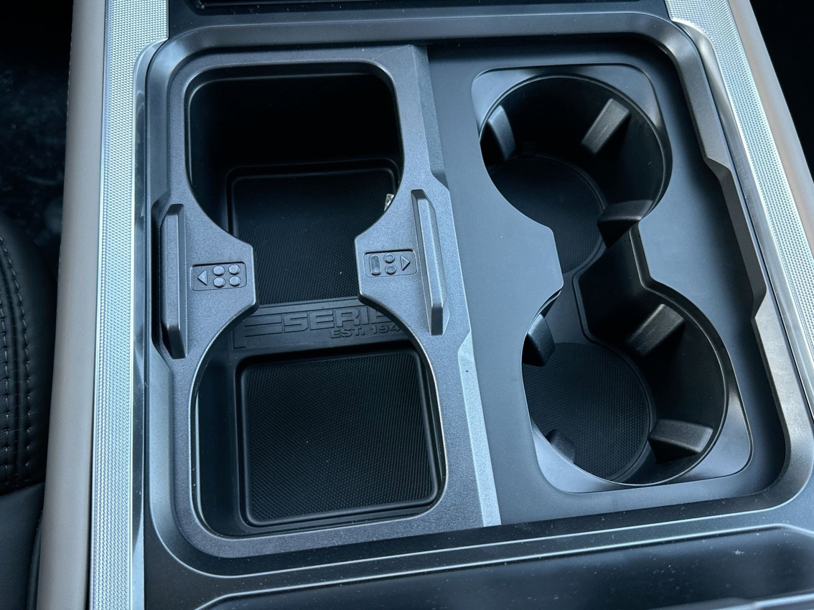 New 2026 Ford F450 Platinum w/ Platinum Plus Package image 30