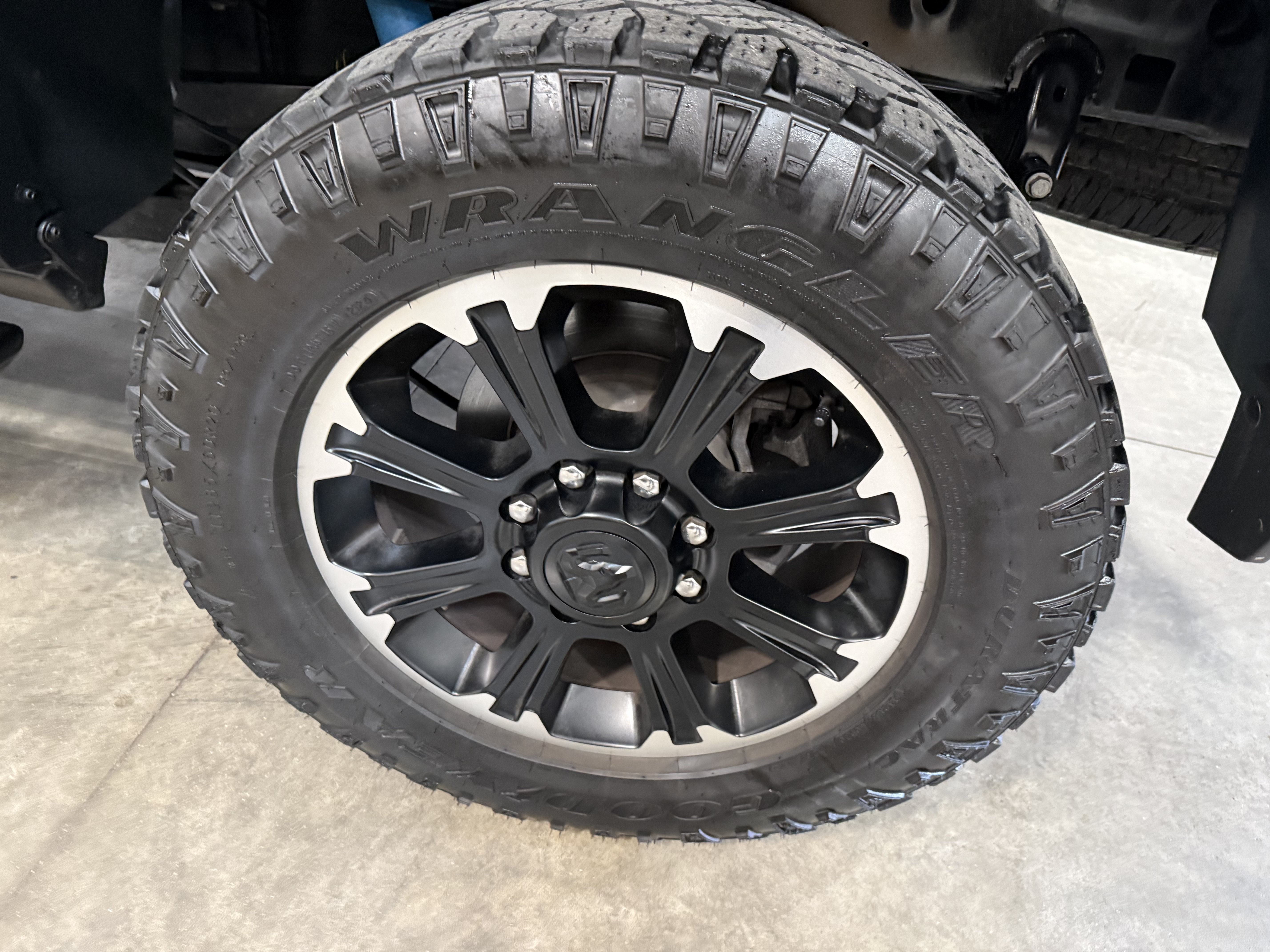 Used 2024 RAM 2500 Rebel w/ Safety Group AWD/4WD image 32