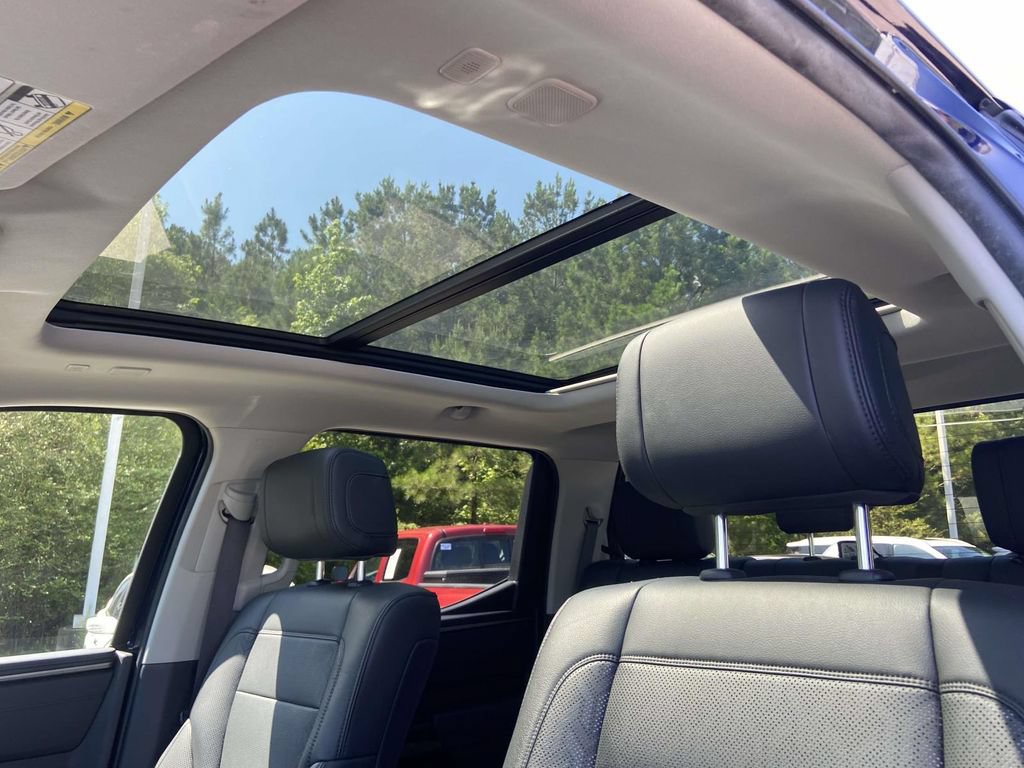 Used 2023 Toyota Tundra Limited AWD/4WD image 19