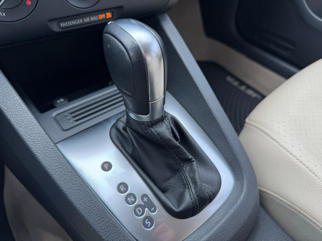 Used 2014 Volkswagen Jetta SE image 17