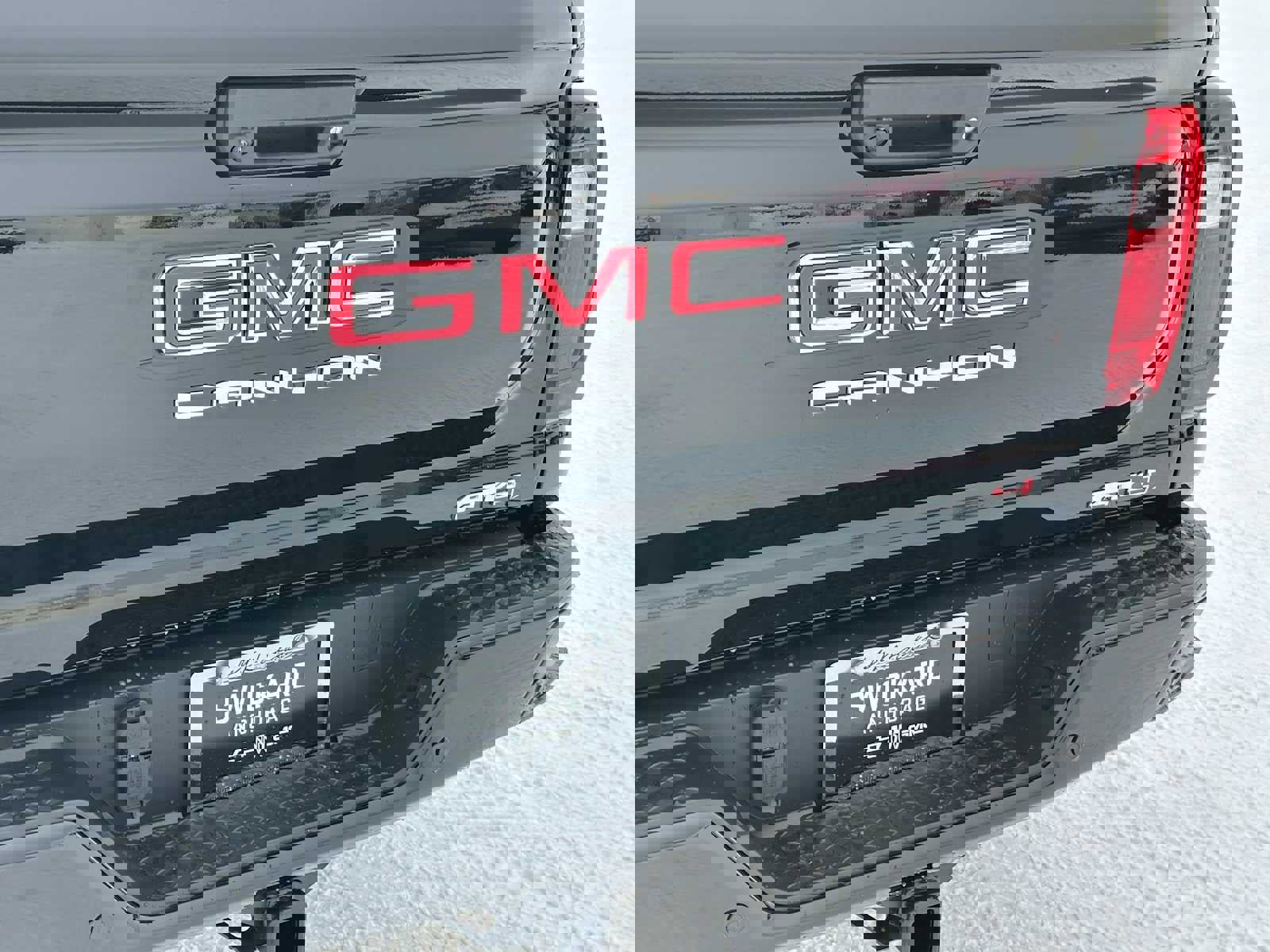 New 2026 GMC Canyon AT4 w/ Technology Plus Package image 13