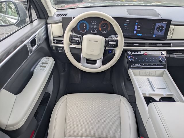 Certified 2024 Hyundai Santa Fe SEL AWD/4WD image 16
