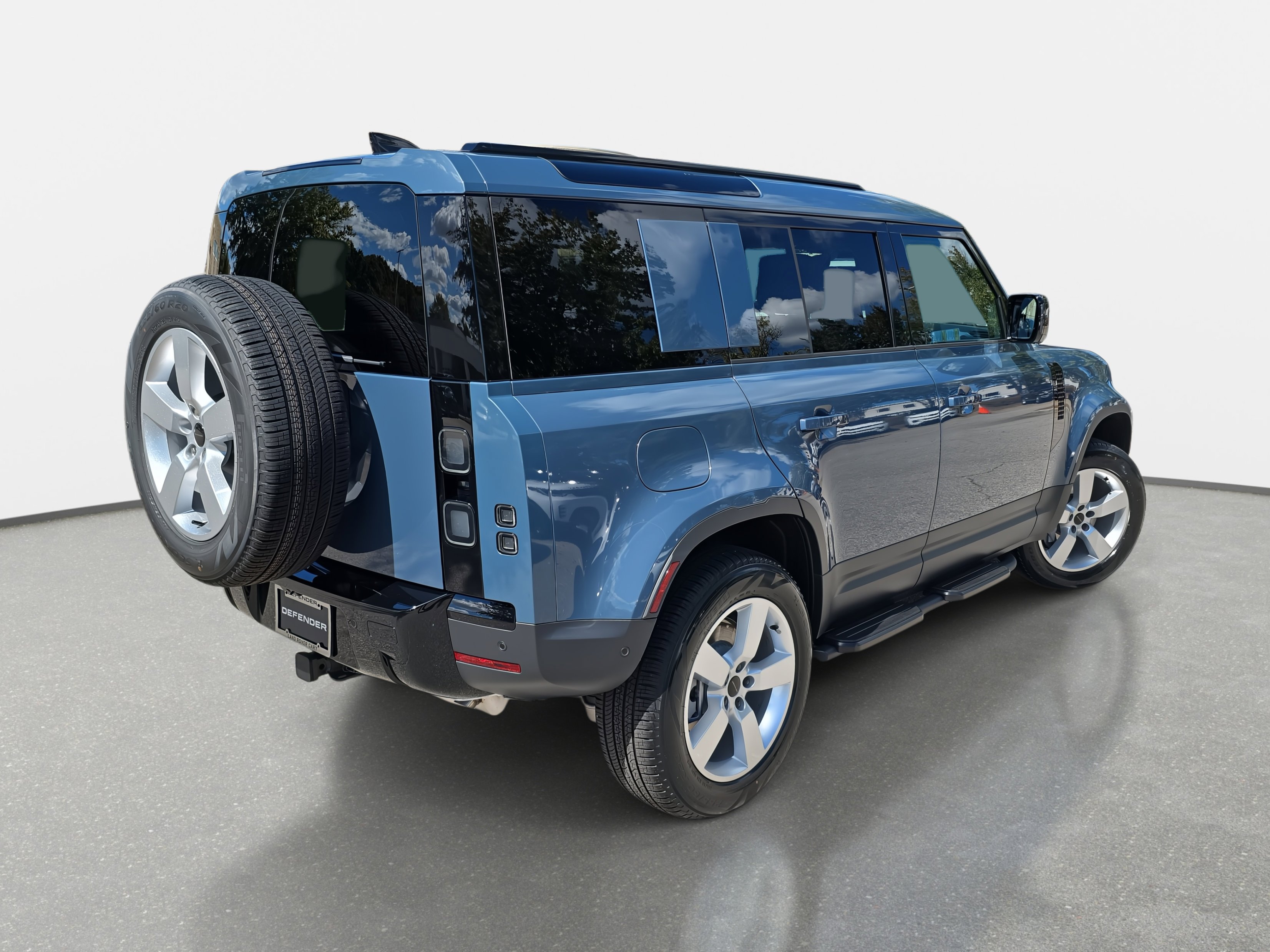 New 2026 Land Rover Defender 110 S image 5