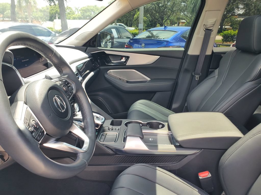 Certified 2024 Acura MDX FWD image 17