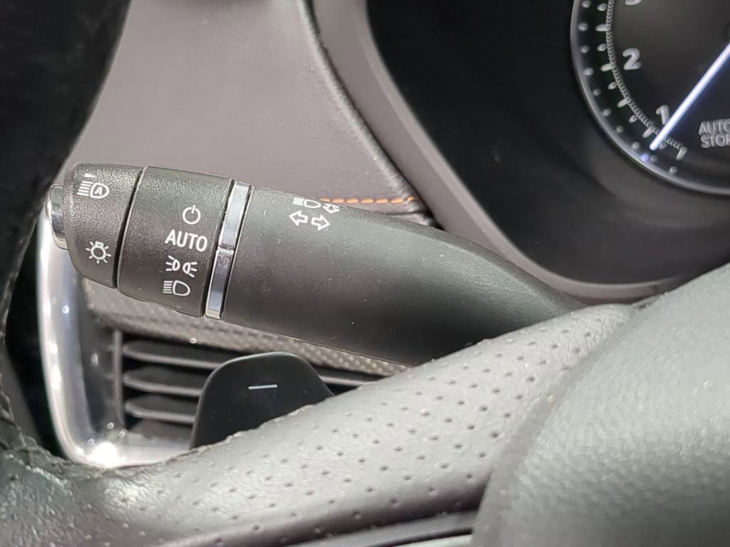 Used 2023 Cadillac XT4 Sport w/ LPO, Onyx Lite Package image 33