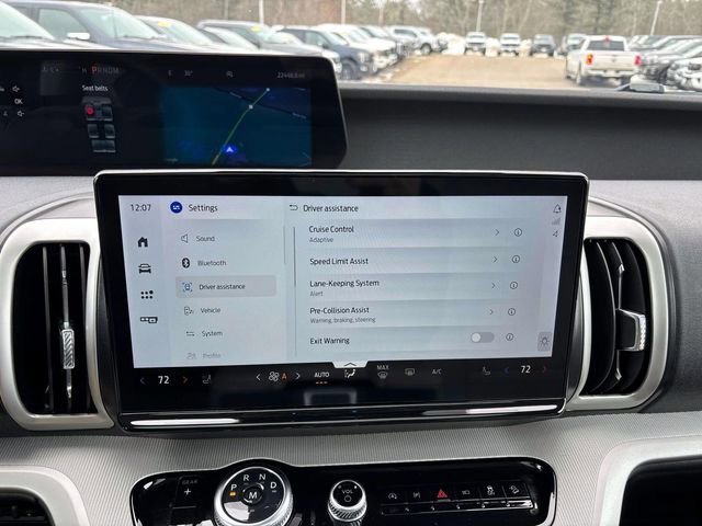 Used 2025 Ford Expedition Active image 28