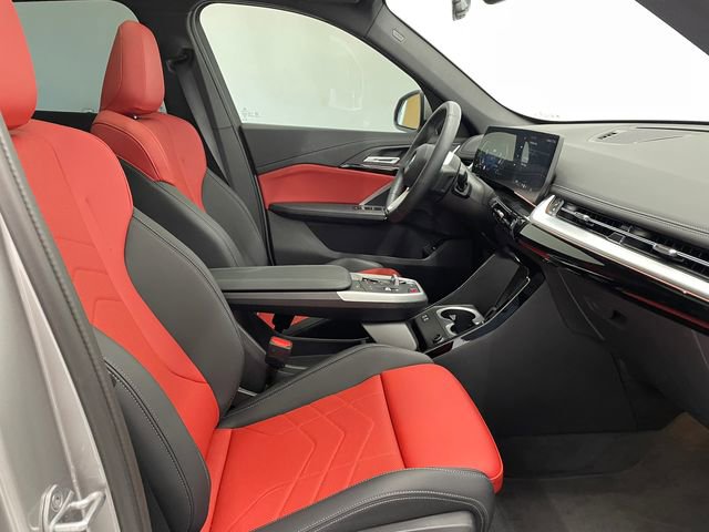 Used 2025 BMW X1 xDrive28i w/ Convenience Package image 17