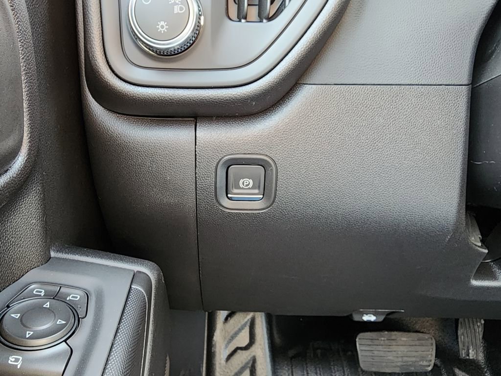 New 2026 GMC Sierra 3500 Pro w/ Convenience Package image 23