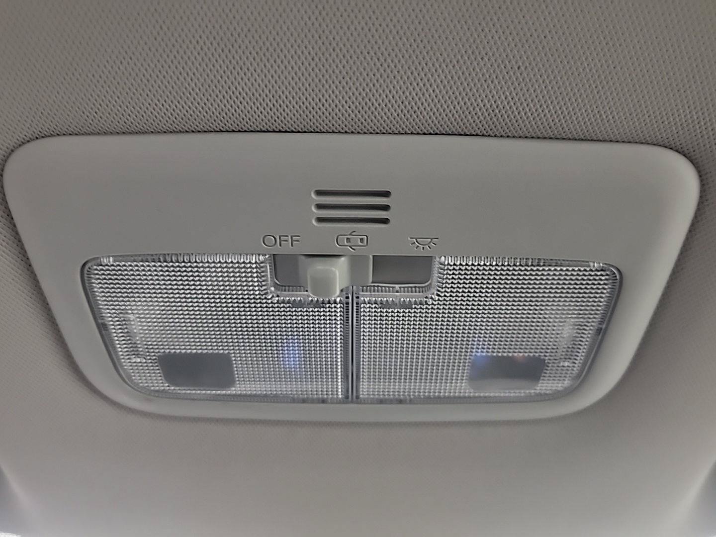 Used 2019 Toyota Corolla LE FWD image 29