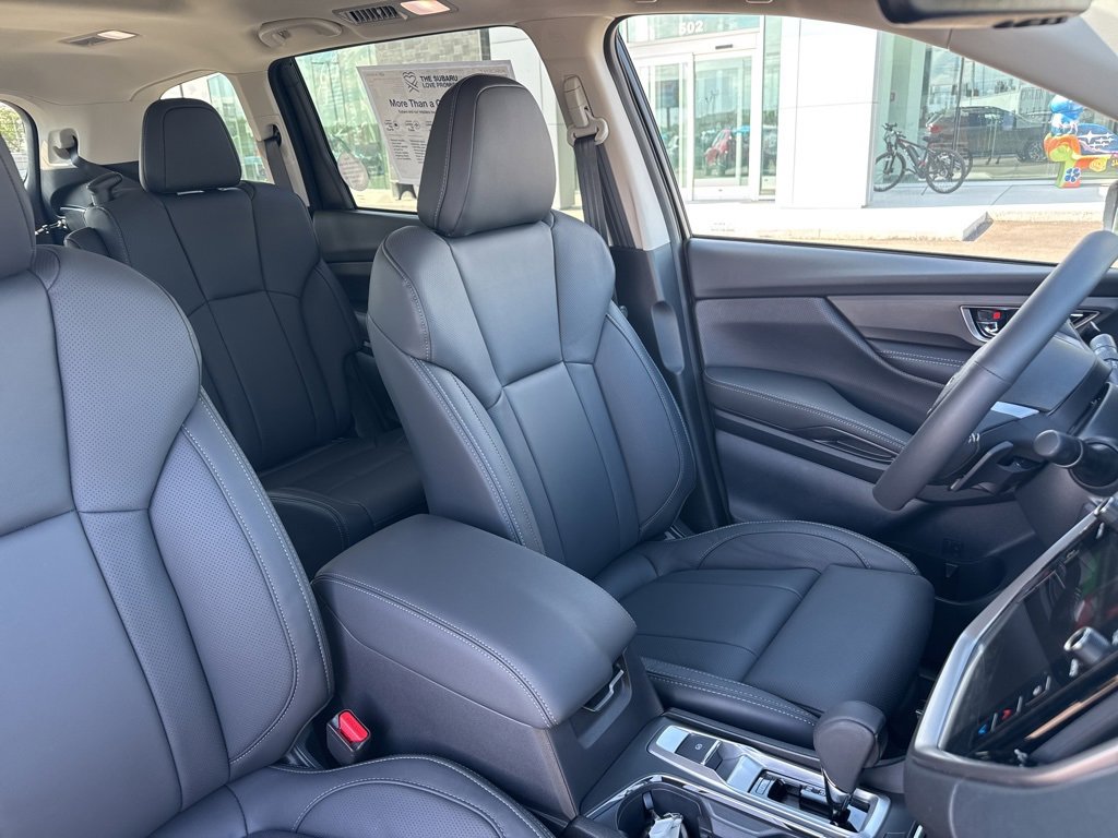 New 2025 Subaru Ascent Limited image 7
