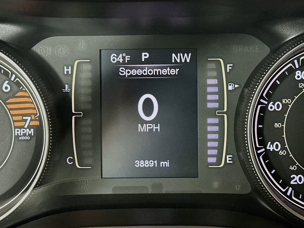 Used 2017 Jeep Cherokee Latitude w/ Comfort & Sound Group image 15