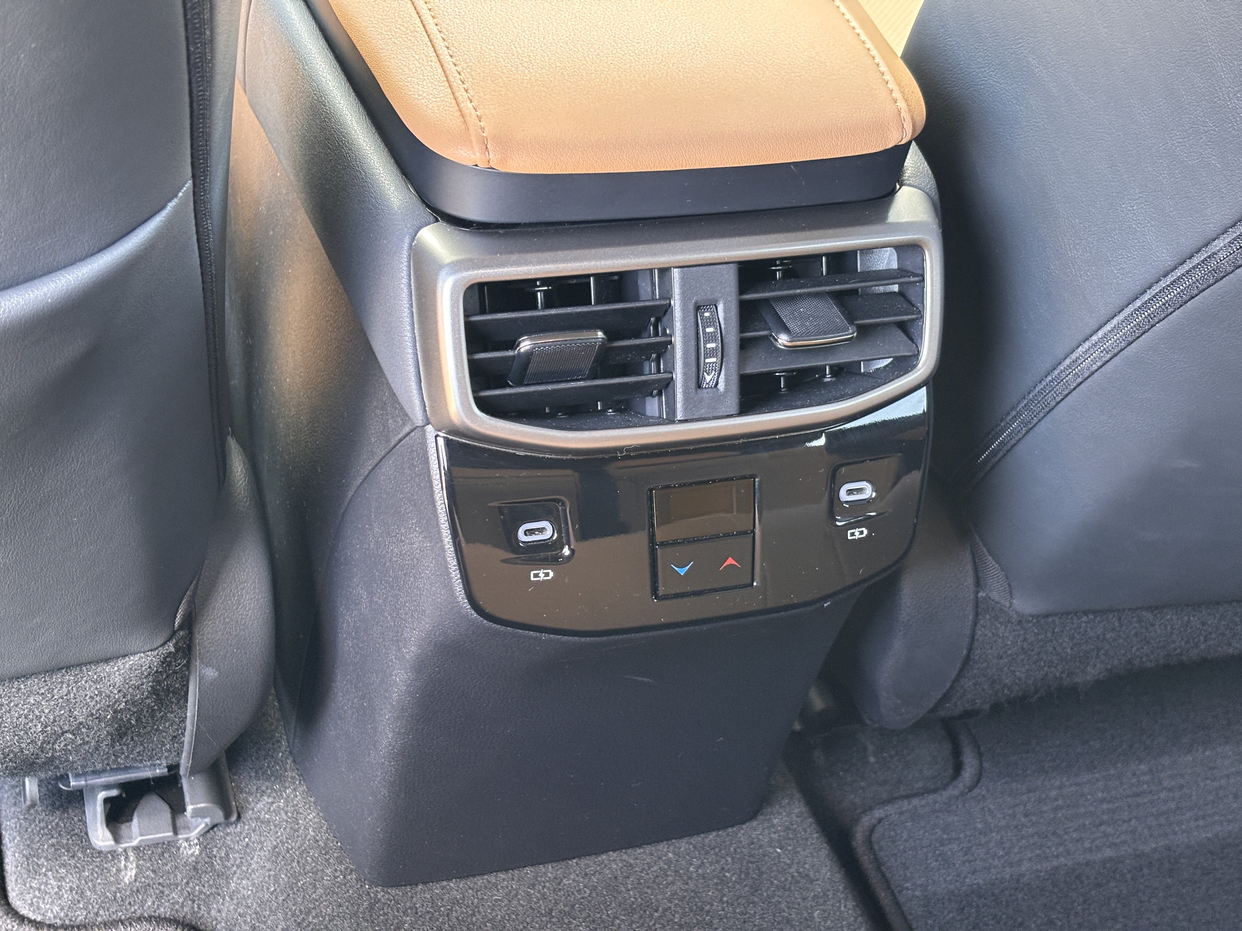 Used 2026 Lexus RX 350 Premium w/ Convenience Package FWD image 33