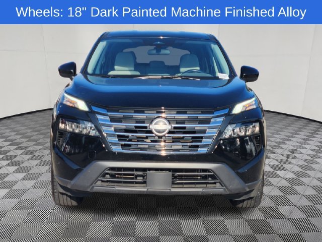 Used 2025 Nissan Rogue SV AWD/4WD image 2