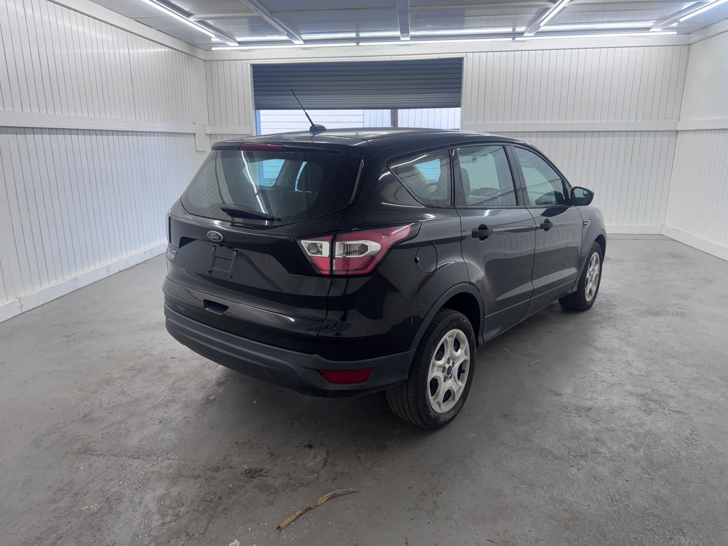 Used 2017 Ford Escape S FWD image 5
