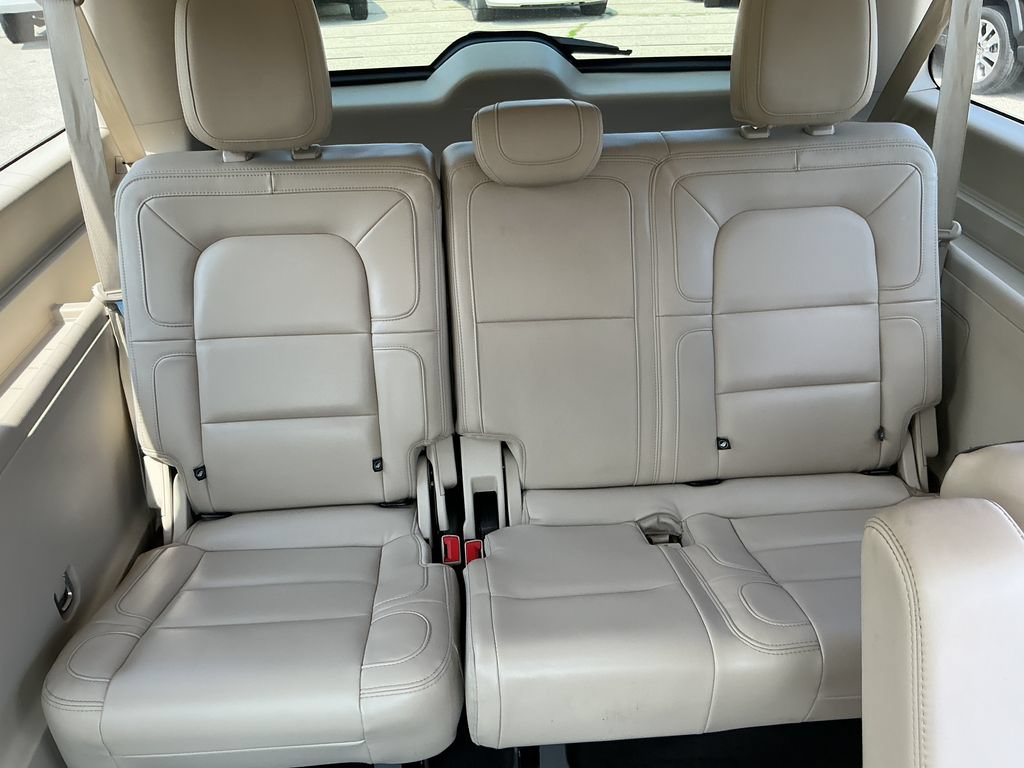 Used 2021 Lincoln Navigator L Reserve AWD/4WD image 20