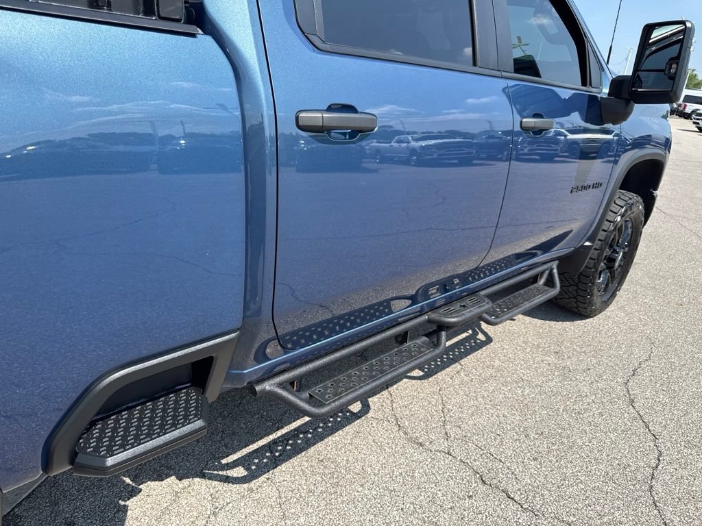 Used 2025 Chevrolet Silverado 2500 Custom w/ Custom Value Package AWD/4WD image 19