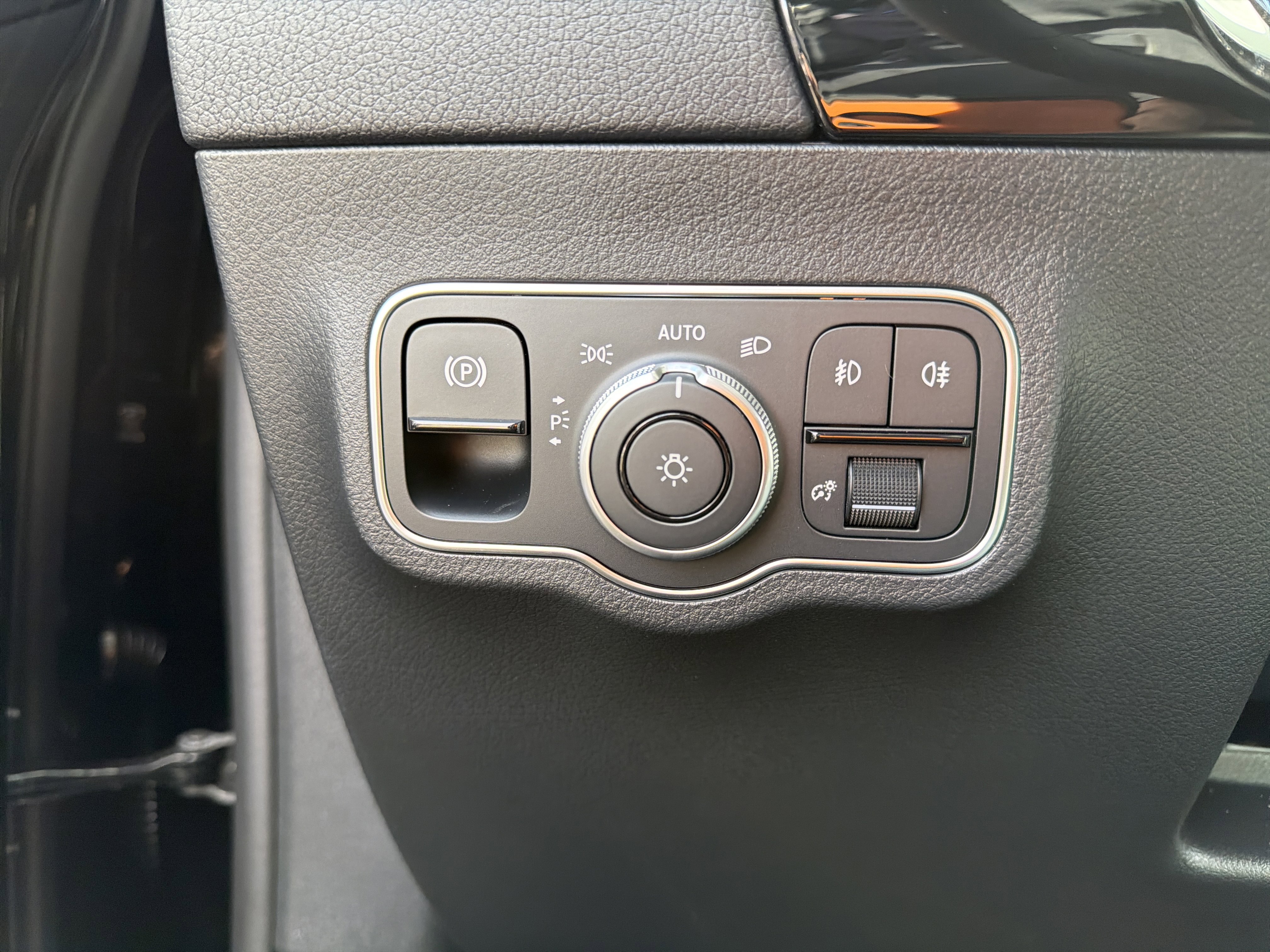 New 2026 Mercedes-Benz GLA 250 4MATIC image 15