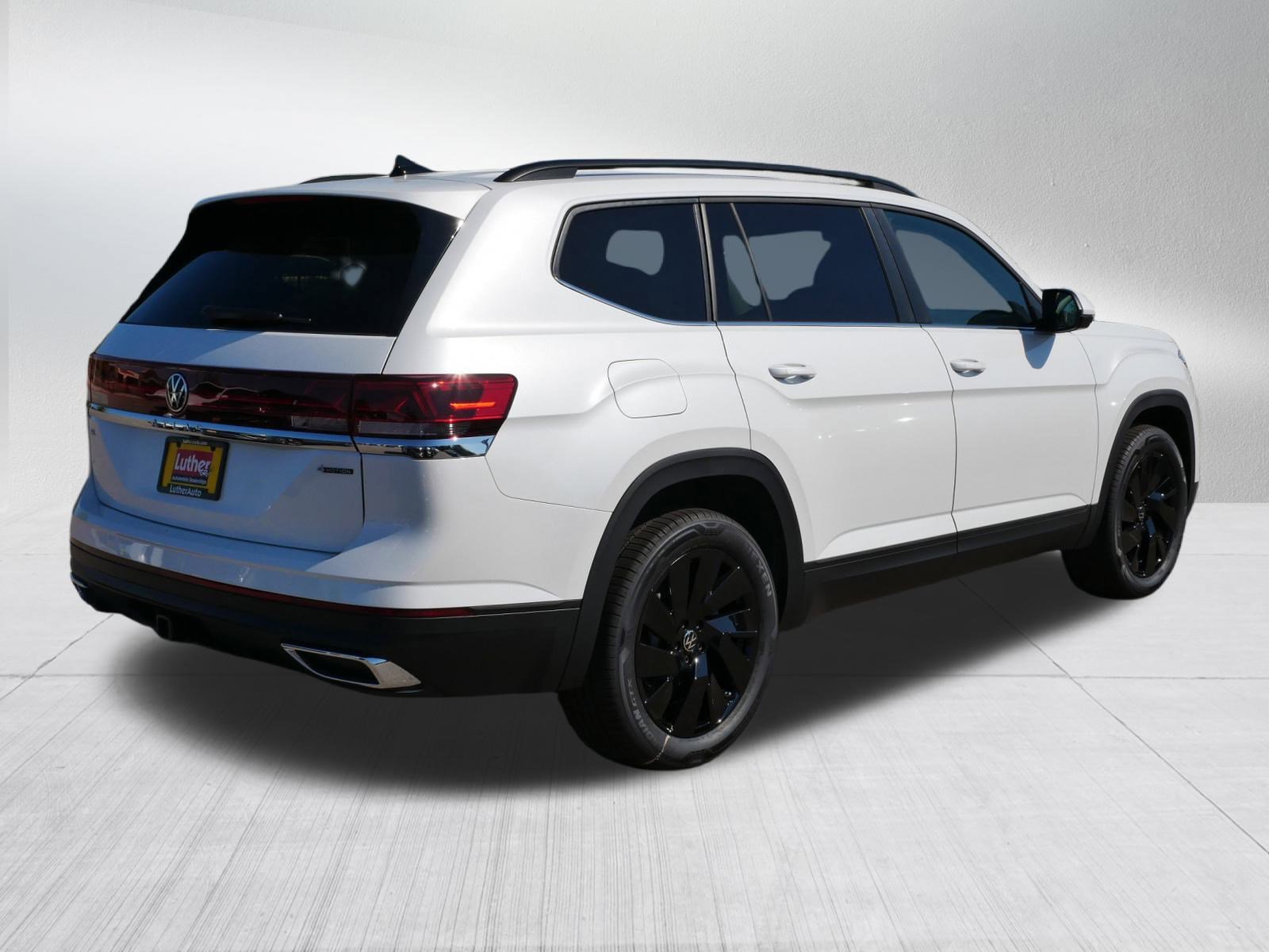New 2026 Volkswagen Atlas SE AWD/4WD image 3