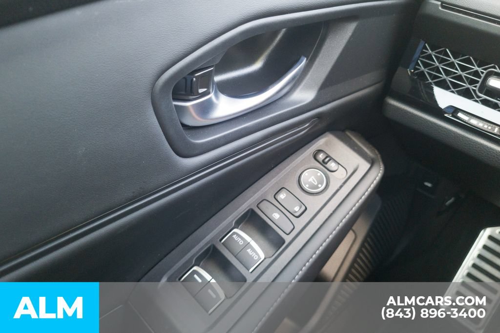 Used 2025 Honda Accord Sport image 33