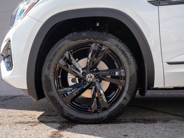 New 2026 Volkswagen Atlas Cross Sport SEL R-Line image 7