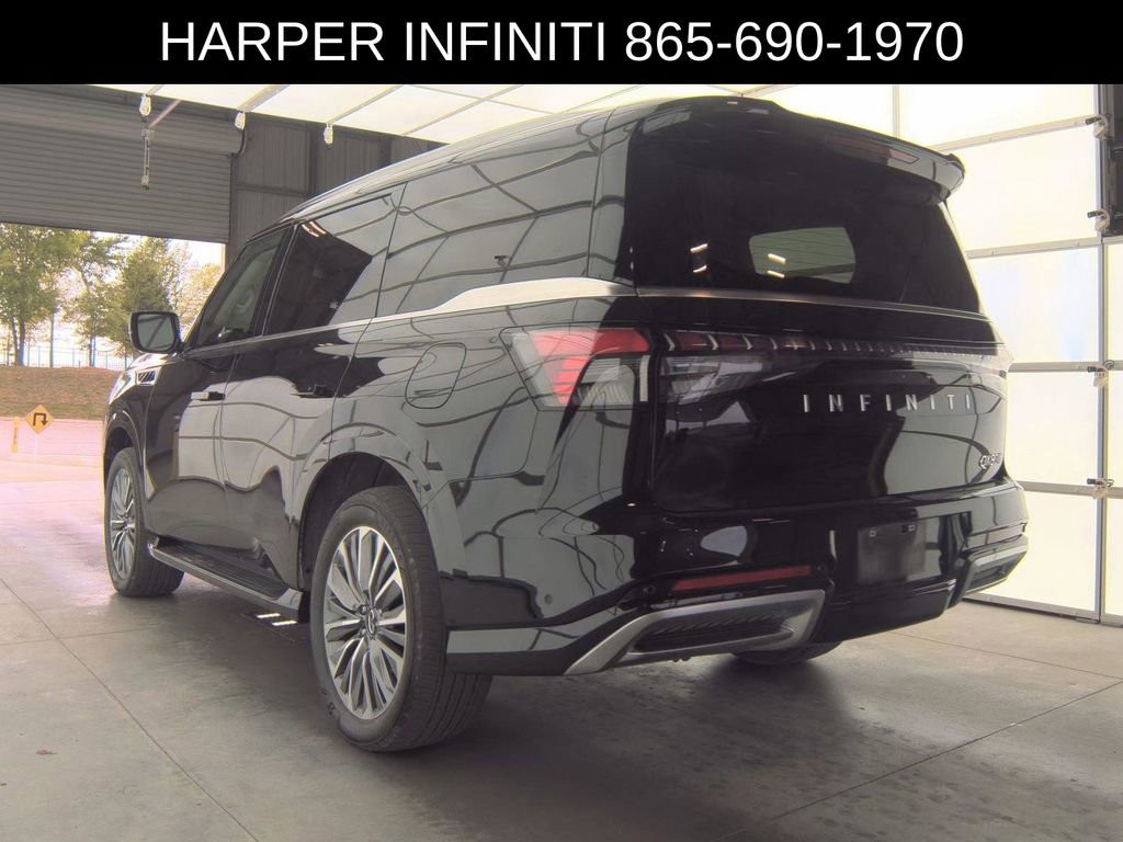 Used 2025 INFINITI QX80 Sensory AWD/4WD image 2