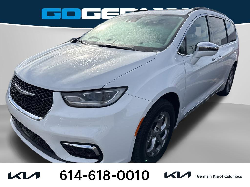 Used 2022 Chrysler Pacifica Limited w/ Uconnect Theater Family Group AWD/4WD image 1