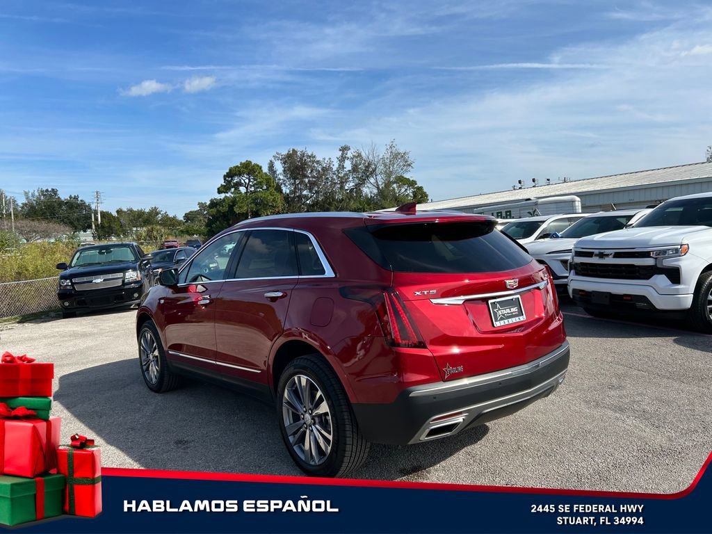 Used 2025 Cadillac XT5 Premium Luxury image 5
