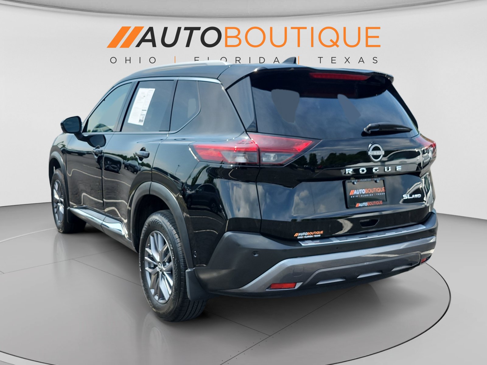 Used 2023 Nissan Rogue SL w/ SL Premium Package AWD/4WD image 3