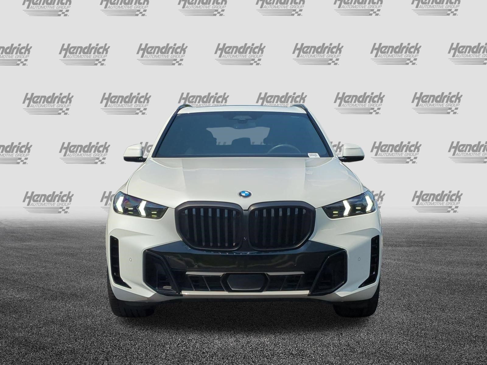 Certified 2026 BMW X5 sDrive40i w/ M Sport Package RWD image 3