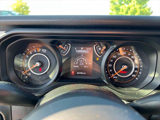 Certified 2024 Jeep Gladiator Sport AWD/4WD image 15