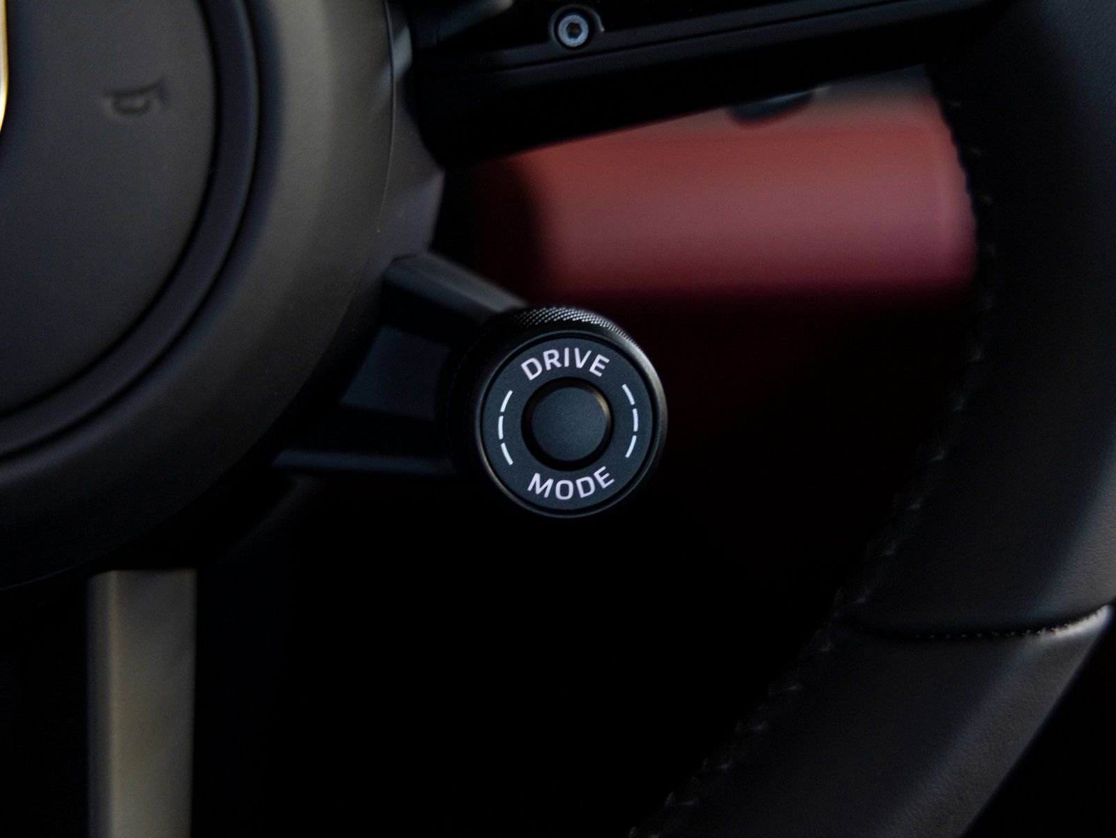 Used 2025 Porsche Panamera 4 image 15